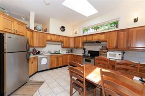 1377 Rockland Ave — listing photo 28 of 69