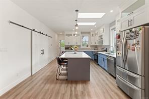 279 Westwood Rd — listing photo 22 of 50