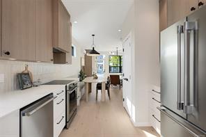 1-2100 Allenby St — listing photo 20 of 71