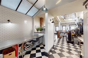 1527 Amelia St — listing photo 24 of 54
