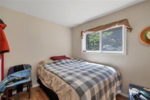 1376 Hooley Rd — listing photo 35 of 43