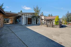 3234 Douglas St — listing photo 57 of 82
