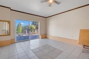 3234 Douglas St — listing photo 65 of 82