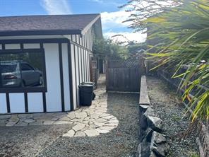 3234 Douglas St — listing photo 81 of 82