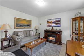 513 Martina Way — listing photo 13 of 46