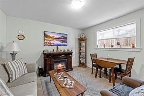 513 Martina Way — listing photo 14 of 46