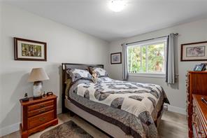 513 Martina Way — listing photo 19 of 46