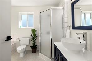 1285 Hurford Ave — listing photo 26 of 40