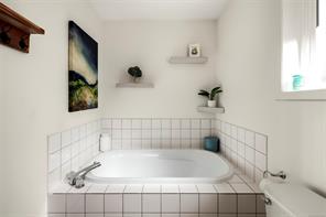1285 Hurford Ave — listing photo 28 of 40