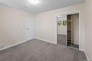 3961 Reynolds Crt — listing photo 27 of 52