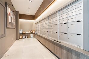 604-369 Tyee Rd — listing photo 24 of 40