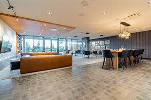 604-369 Tyee Rd — listing photo 35 of 40