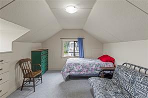 2535 Battersea Rd — listing photo 18 of 58