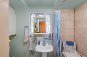 2535 Battersea Rd — listing photo 26 of 58