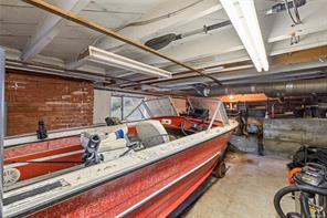 2535 Battersea Rd — listing photo 29 of 58