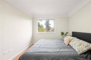 2207 Victor St — listing photo 21 of 37