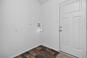 2104 Pemberton Pl — listing photo 27 of 46