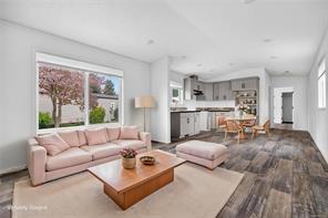 2104 Pemberton Pl — listing photo 38 of 46