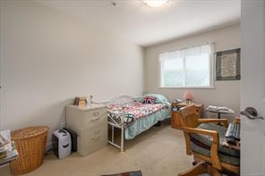 12-340 Young St — listing photo 21 of 29