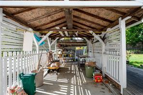 2061 Forest Dr — listing photo 36 of 44