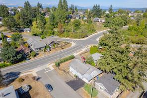 $699,900 - 15 Fourth St<br>Nanaimo, British Columbia, V9R 1S6