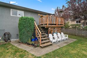 3988 Larchwood Dr — listing photo 38 of 44
