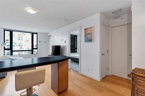 1001-751 Fairfield Rd — listing photo 14 of 35