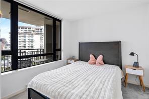 1001-751 Fairfield Rd — listing photo 16 of 35