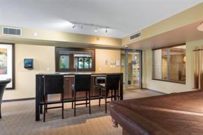 1001-751 Fairfield Rd — listing photo 31 of 35