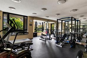 1001-751 Fairfield Rd — listing photo 32 of 35