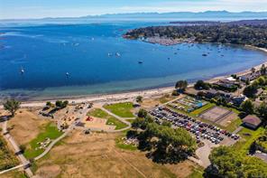 2-3861 Cadboro Bay Rd — listing photo 15 of 16