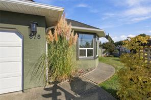 878 Temple St — listing photo 14 of 50