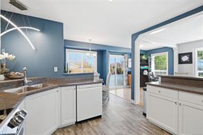 878 Temple St — listing photo 27 of 50