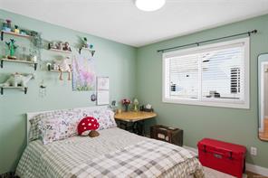 878 Temple St — listing photo 30 of 50