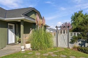 878 Temple St — listing photo 36 of 50
