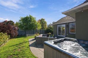 878 Temple St — listing photo 40 of 50