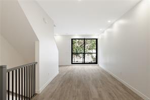 114-916 Orono Ave — listing photo 14 of 36