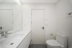114-916 Orono Ave — listing photo 23 of 36