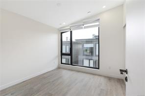 114-916 Orono Ave — listing photo 29 of 36