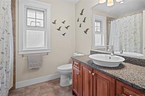 2026 Hannington Rd — listing photo 25 of 44