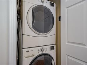 407-1156 Colville Rd — listing photo 22 of 27
