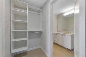 408-4030 Shelbourne St — listing photo 17 of 53