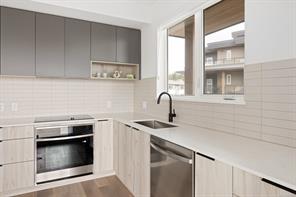 301-3564 Ryder Hesjedal Way — listing photo 17 of 30