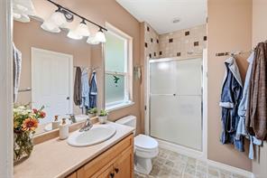 3712 Cavendish Blvd — listing photo 35 of 64