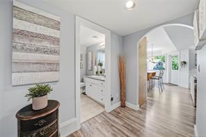 3712 Cavendish Blvd — listing photo 43 of 64