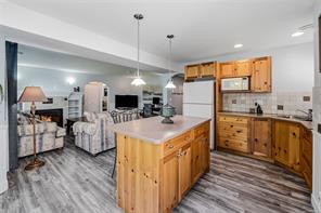 3712 Cavendish Blvd — listing photo 49 of 64