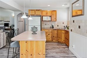 3712 Cavendish Blvd — listing photo 50 of 64
