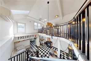 1527 Amelia St — listing photo 22 of 54