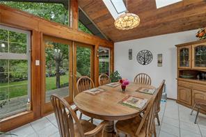 665 Fox Rd — listing photo 13 of 90