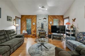 665 Fox Rd — listing photo 18 of 90